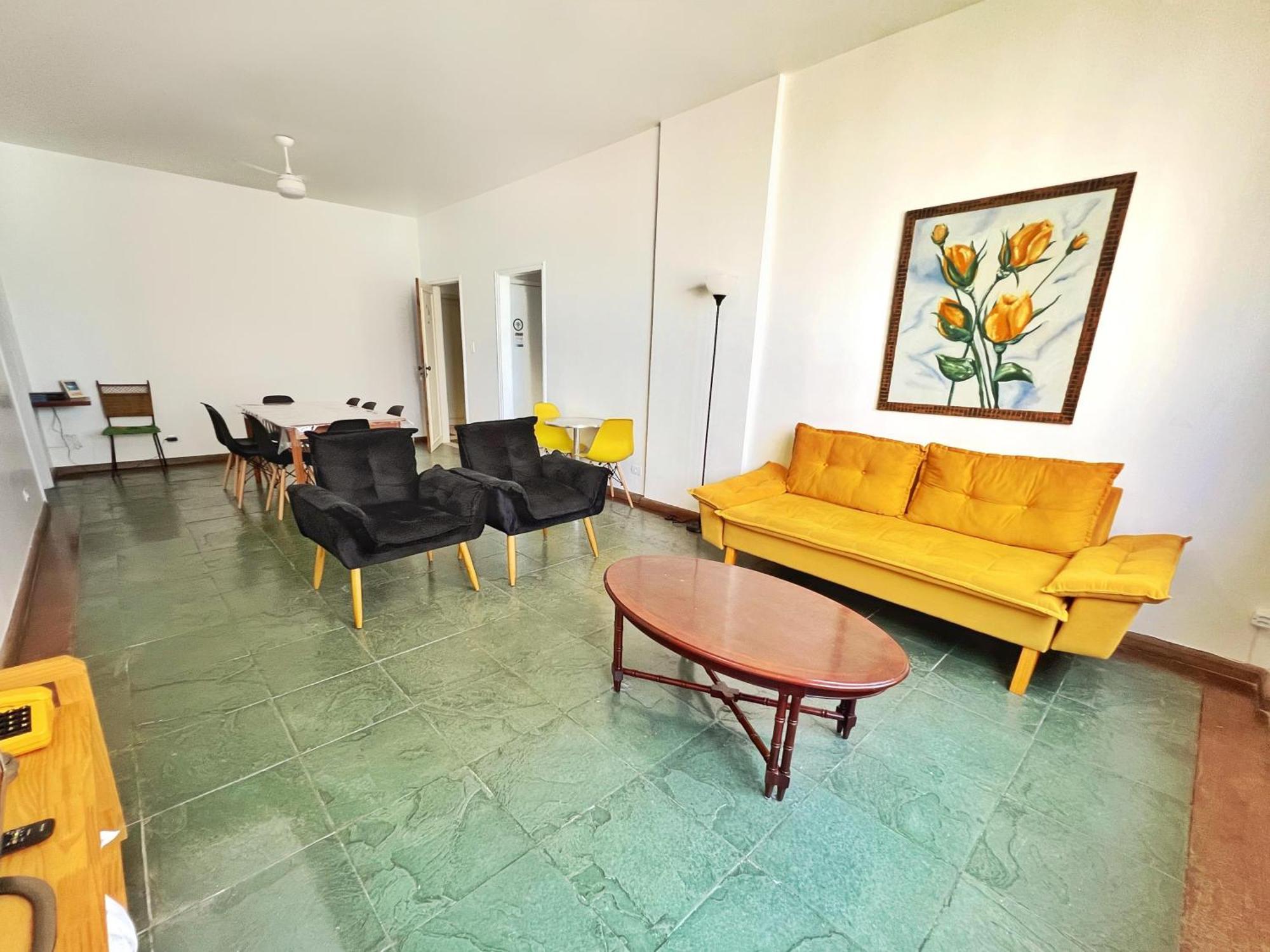 Pitangueiras Seaview: Spacious 4-Bedroom Apartment Steps from the Beach Guaruja Exterior photo